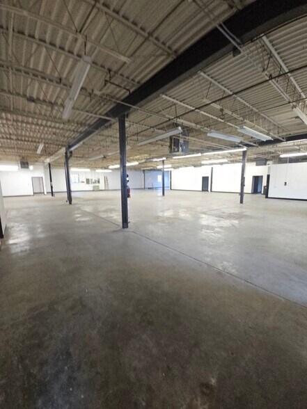 More Photos Of 1 Partridge St, Providence Manufacturing For Lease