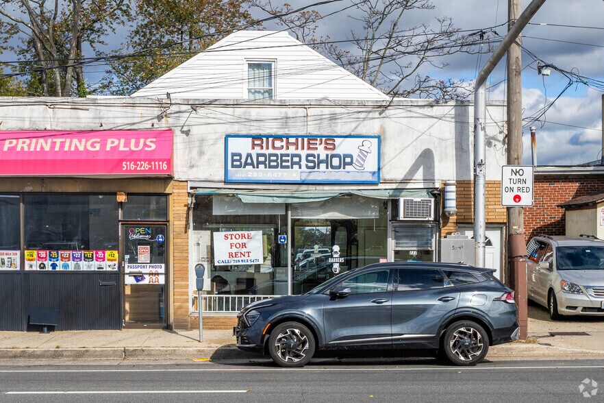 More Photos Of 777 W Merrick Rd, Valley Stream Storefront Retail Residential For Lease