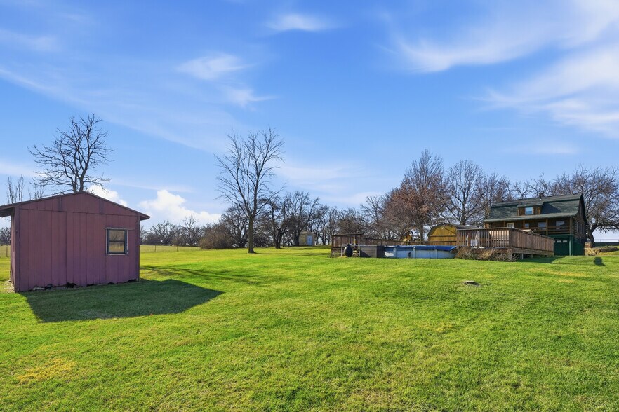 More Photos Of 12703 N Robinhood Ln, Kansas City Land For Sale