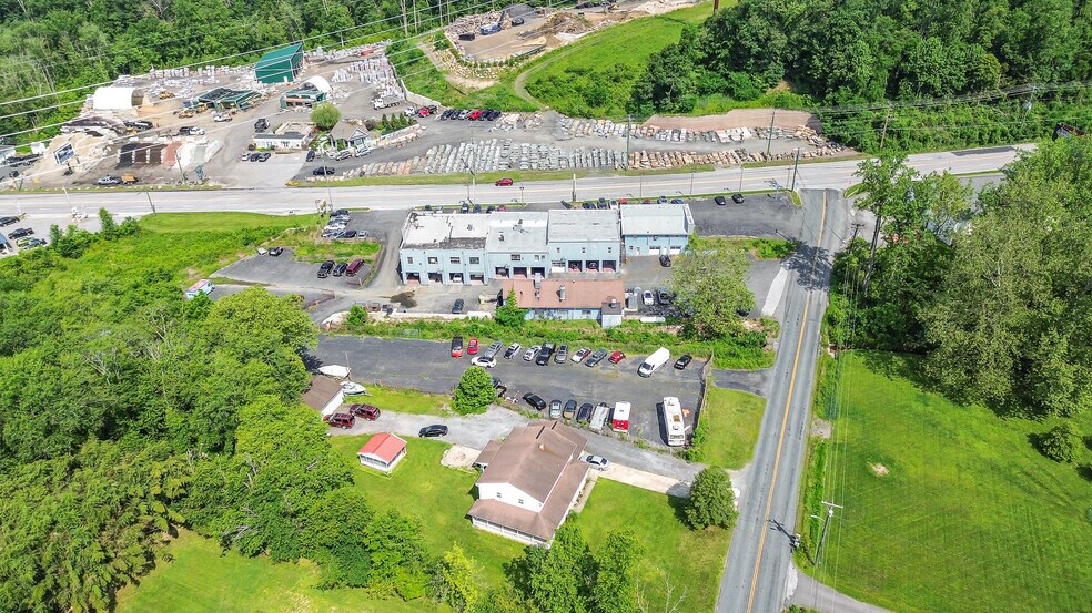 More Photos Of 2705 Belair Rd, Fallston Auto Repair For Lease
