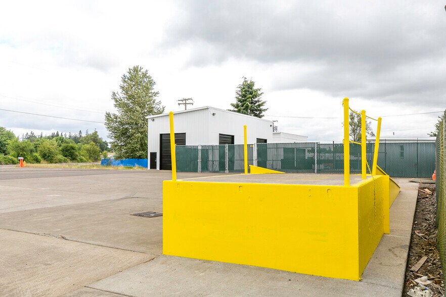 More Photos Of , Salem Unknown For Sale