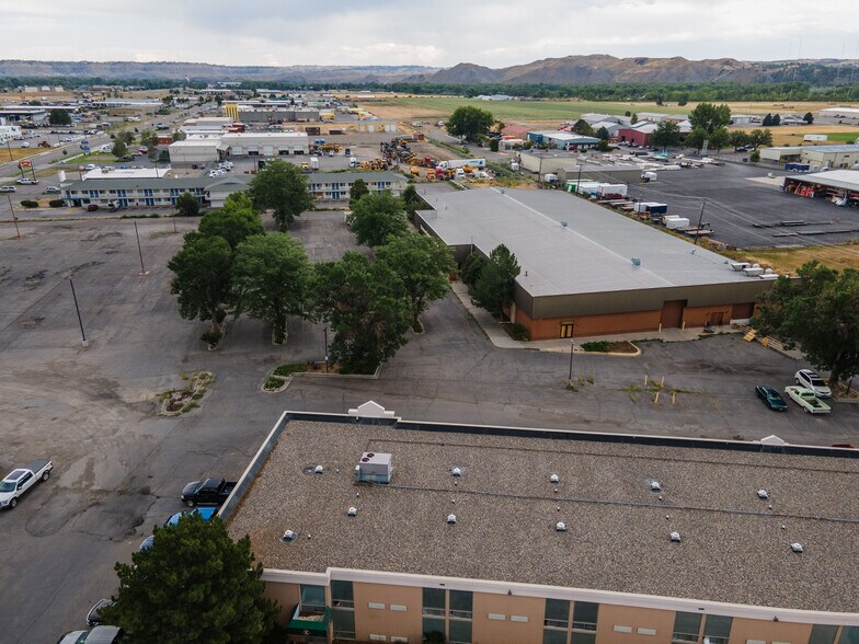 More Photos Of 5500 Midland Rd, Billings Lodge Meeting Hall For Lease