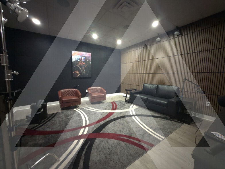 More Photos Of 9634 Huffmeister Rd, Houston Medical For Sale