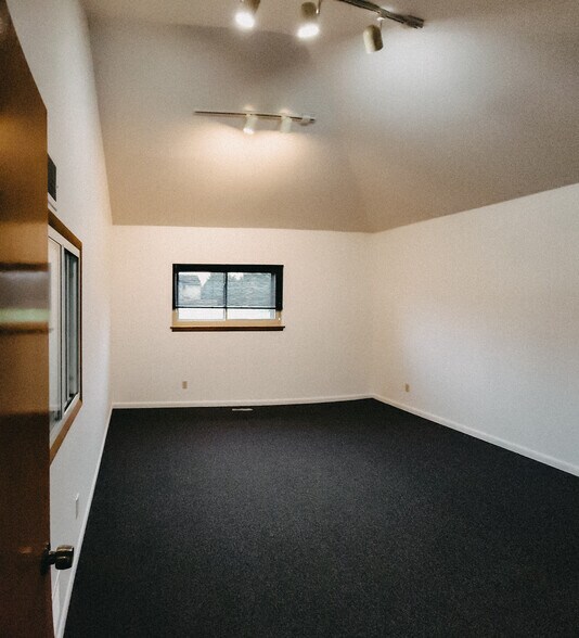 More Photos Of 5945 Sawmill Rd, Dublin Medical For Lease