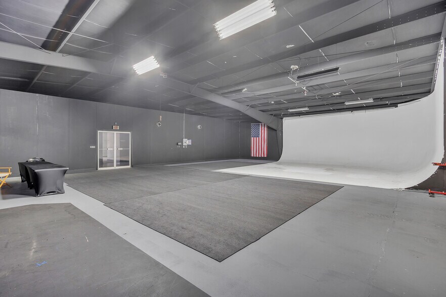 More Photos Of 613 Atomic Rd, North Augusta Flex For Lease