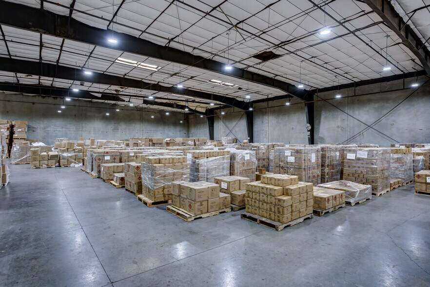 More Photos Of 2675 Vista Pacific Dr, Oceanside Warehouse For Lease