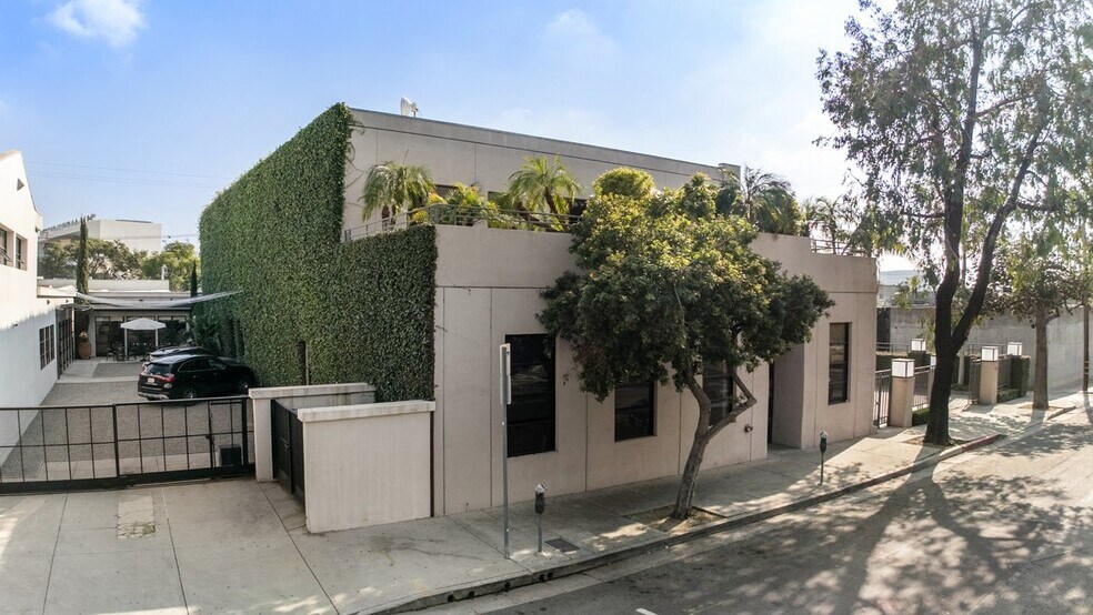 More Photos Of 614 N La Peer Dr, West Hollywood Loft Creative Space For Lease