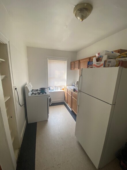 More Photos Of 8156 S Laflin St, Chicago Apartments For Sale