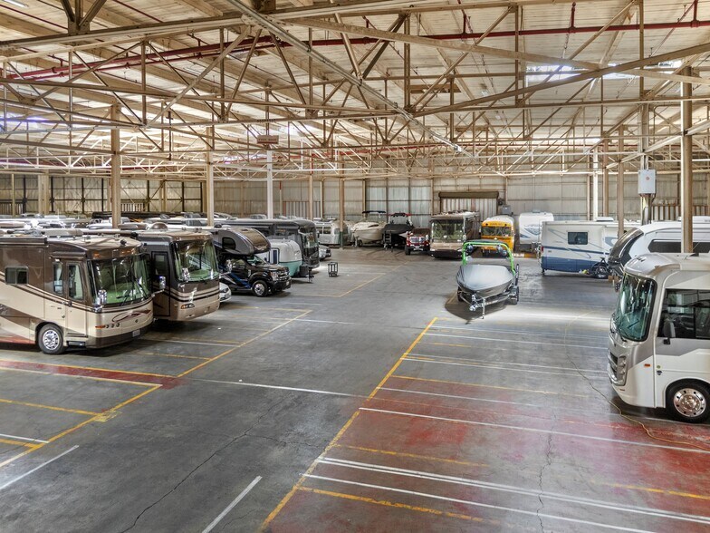 More Photos Of 1400 W 4th St, Antioch Warehouse For Lease