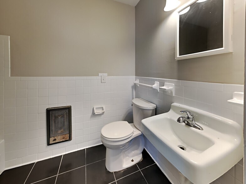 More Photos Of 5700 Leslie Ave, Nashville Apartments For Sale