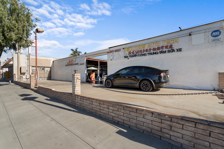 More Photos Of 3128-3156 San Gabriel Blvd, Rosemead Auto Repair For Sale