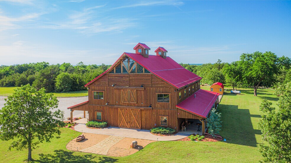 More Photos Of 347599 E 5400 Rd, Glencoe Lodge Meeting Hall For Sale