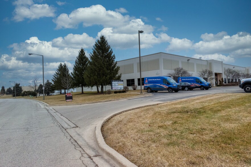 More Photos Of 150 Kendall Point Dr, Oswego Manufacturing For Lease