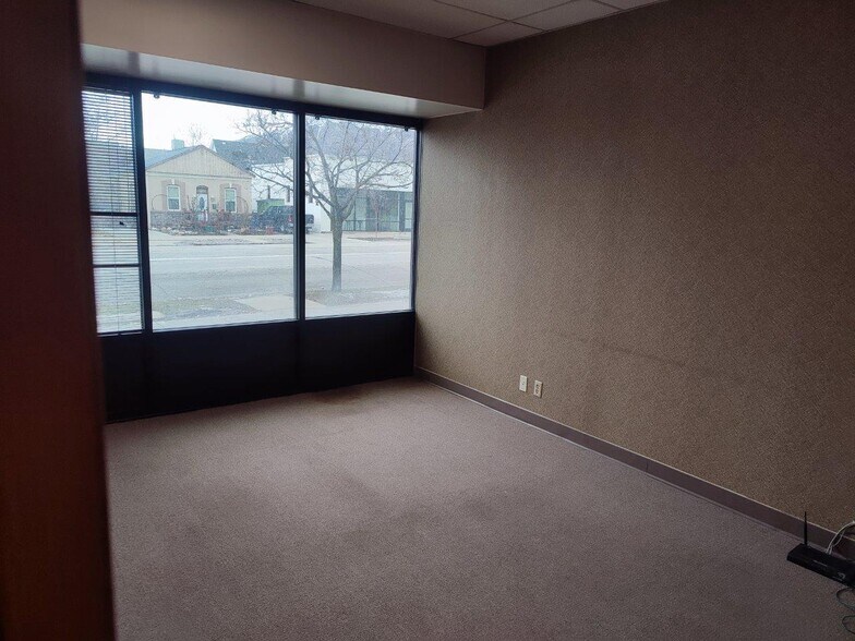 More Photos Of 2427 Jefferson Ave, Ogden Apartments For Lease