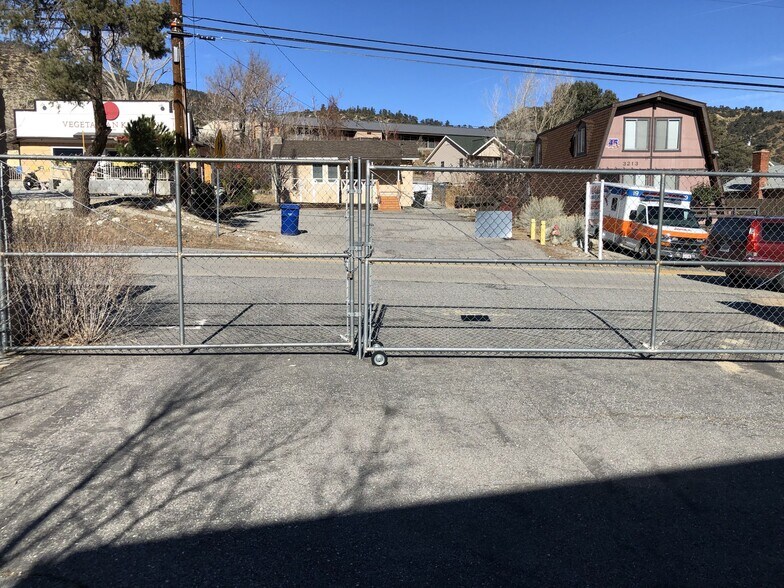 More Photos Of 3212 Mt Pinos Way, Frazier Park Light Manufacturing For Sale