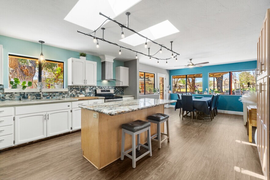 More Photos Of 10580 E Swinging Bridge Ln, Cornville Specialty For Sale