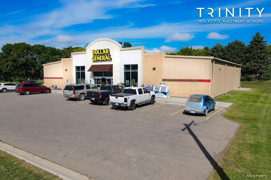 Primary Photo Of 198 Oak St, Dawson Storefront For Sale