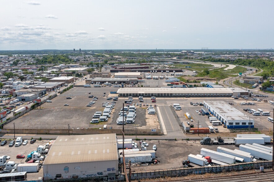 More Photos Of 4201 Tacony St, Philadelphia Truck Terminal For Lease