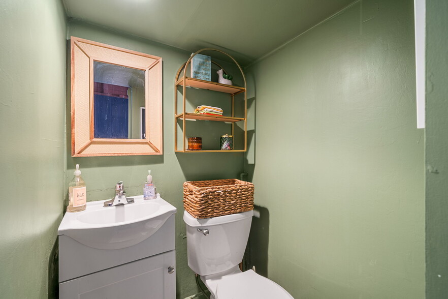 More Photos Of 7-17 School St, Merrimac Apartments For Sale