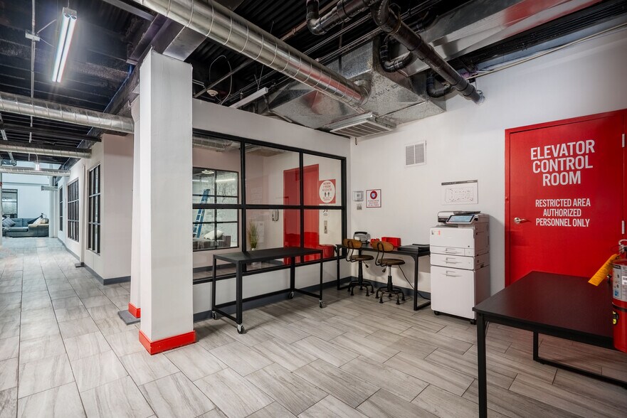 More Photos Of 522 W San Francisco Ave, El Paso Coworking Space