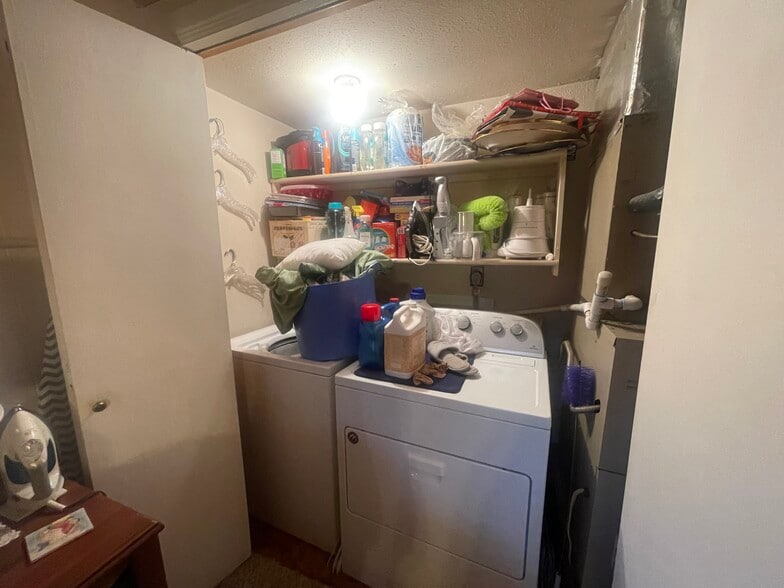 More Photos Of 24 Daytona ln, Normangee Multifamily For Sale