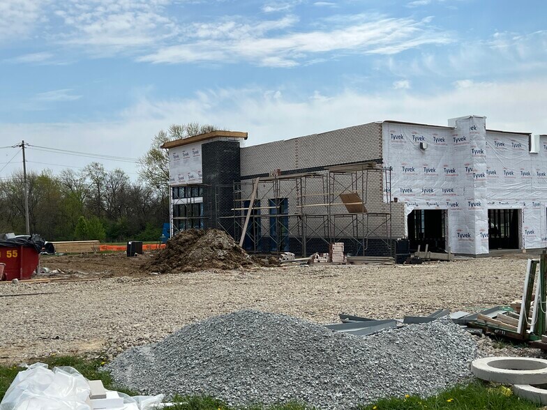 More Photos Of Dan Jones Road, Plainfield Storefront For Lease