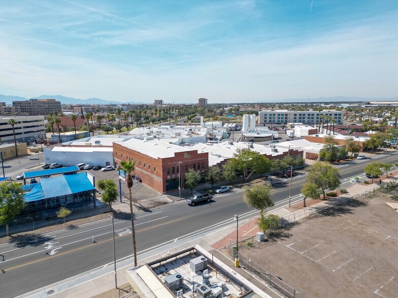 More Photos Of 727-735 Grand Ave, Phoenix Office For Sale
