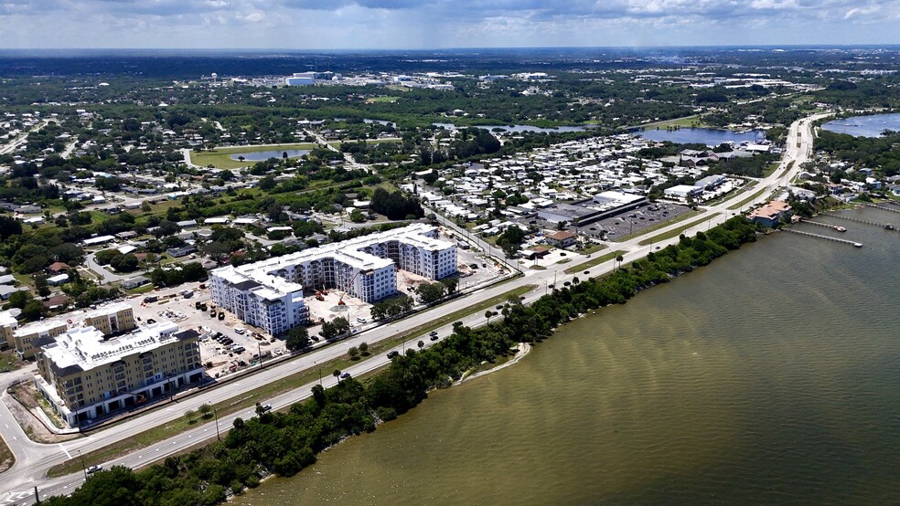 More Photos Of 2495 Port Malabar NE blvd, Palm Bay General Retail For Lease