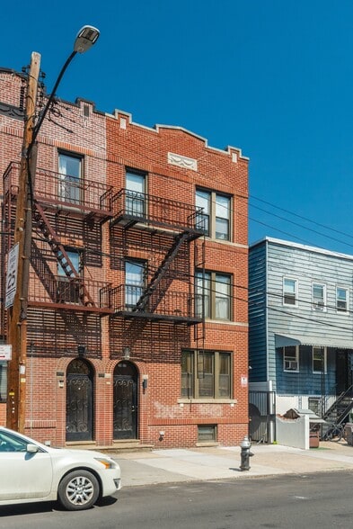 More Photos Of 3432 33rd St, Astoria Apartments For Sale