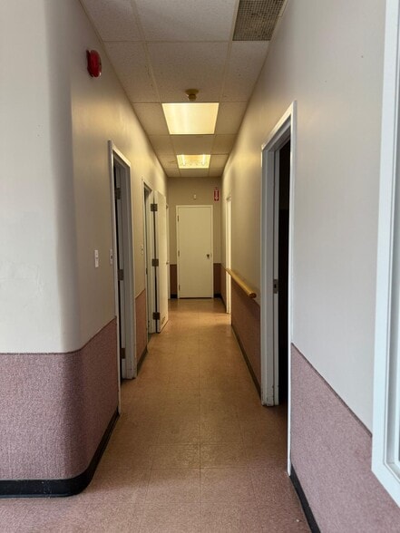 More Photos Of 20962 Dalton Rd, Georgina Storefront For Sale