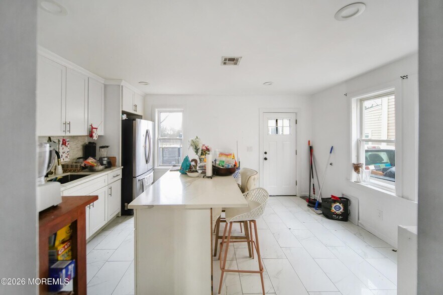 More Photos Of 79 Throckmorton St, Freehold Apartments For Sale