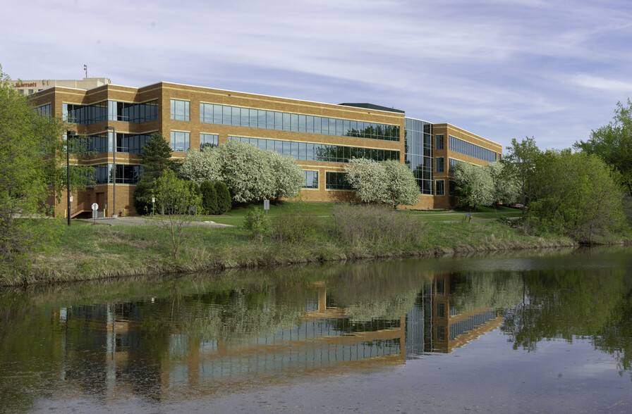 Primary Photo Of 5850 Opus Pky, Minnetonka Office For Lease