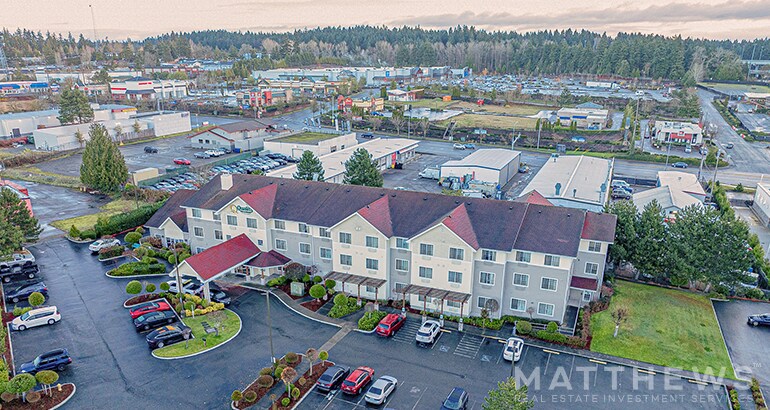 More Photos Of 1400 S 348th St, Federal Way Hotel For Sale