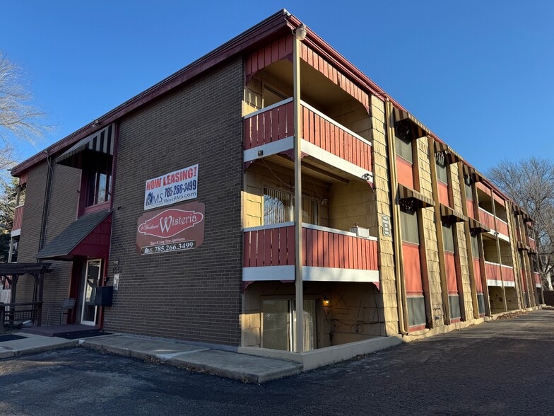 More Photos Of 1256 SW Fillmore St, Topeka Apartments For Sale