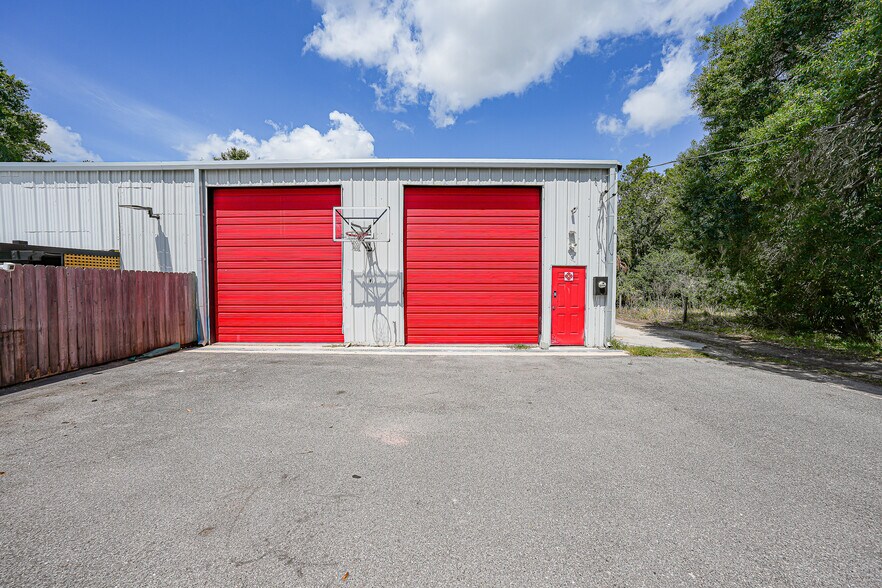 More Photos Of 2461 SW Highway 17, Arcadia Warehouse For Sale