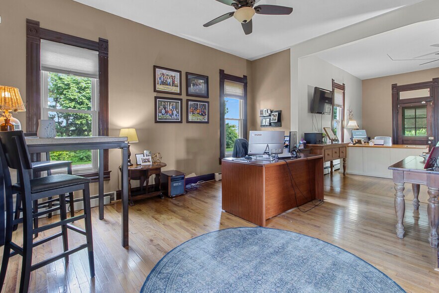 More Photos Of 5189 W 600 N, McCordsville Medical For Sale