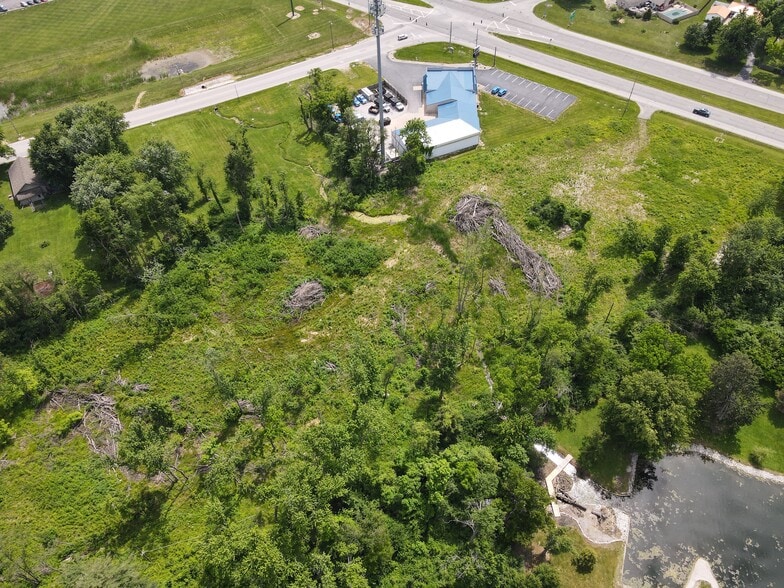 More Photos Of 1700 E Woodsmall Dr, Terre Haute Land For Lease