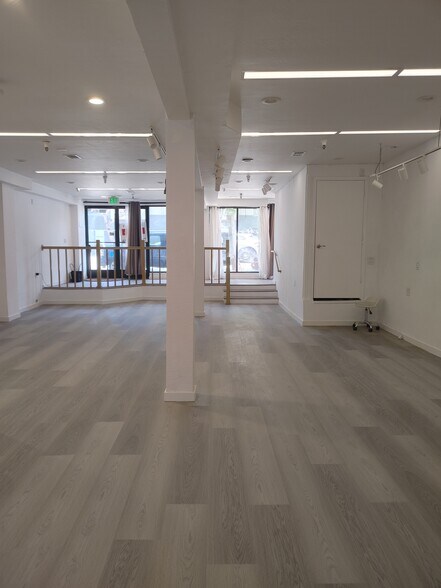 More Photos Of 960 Folsom St, San Francisco Storefront Retail Office For Lease