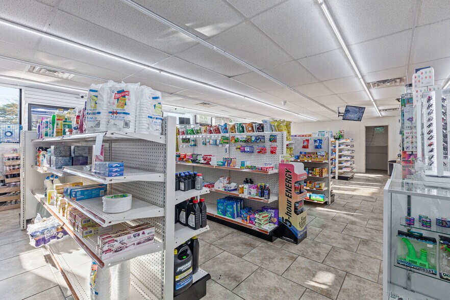 More Photos Of 741 N Cedar Crest Blvd, Allentown Service Station For Sale