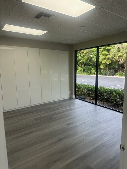 More Photos Of 3400 SW 26th Ter, Fort Lauderdale Unknown For Lease
