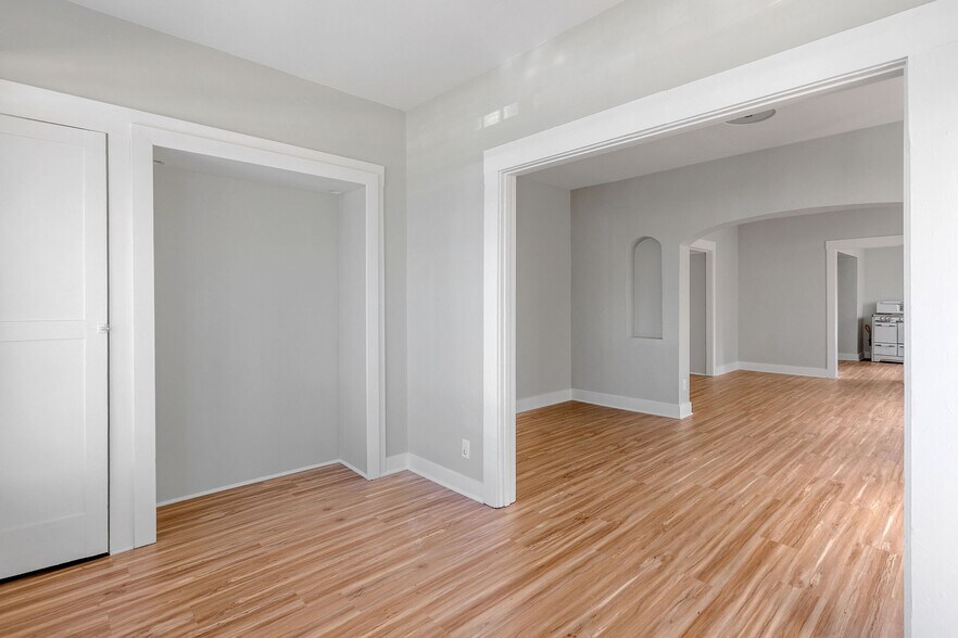 More Photos Of 724 Hermosa Ave, Hermosa Beach Apartments For Sale