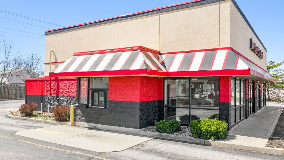 More Photos Of 4185 Maple Rd, Amherst Fast Food For Sale