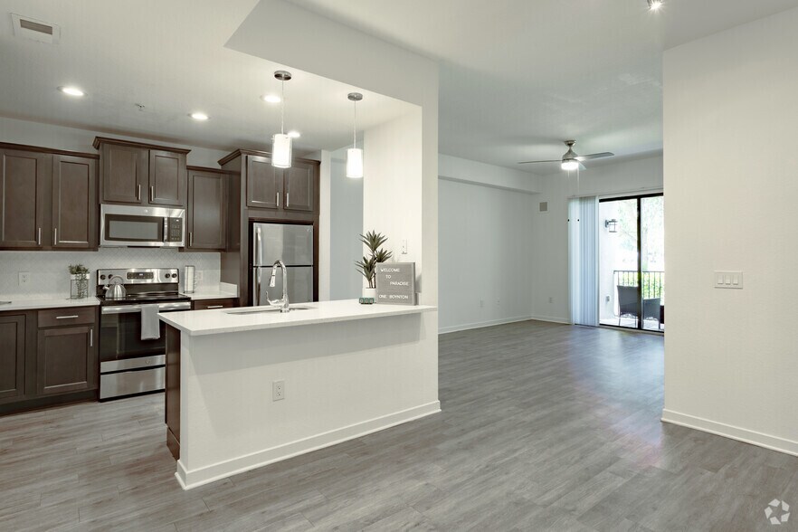 More Photos Of 1351 S Federal Hwy, Boynton Beach Apartments For Lease