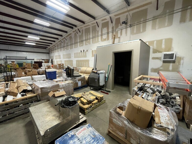 More Photos Of 208 Commercial Ave, Lowell Warehouse For Lease
