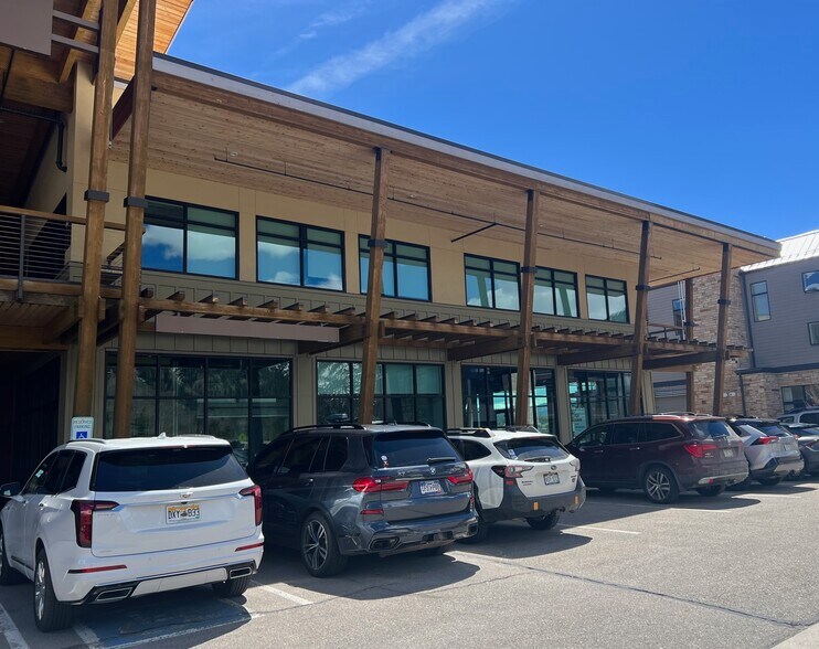 More Photos Of 226 Lusher Ct, Frisco General Retail For Lease