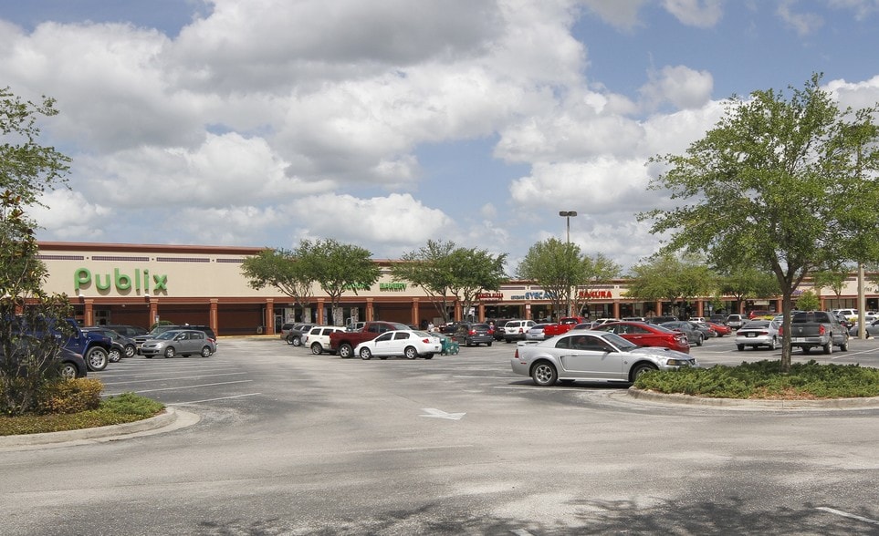 More Photos Of 4329-4391 Commercial Way, Spring Hill General Retail For Lease