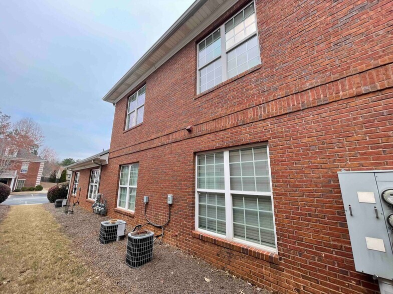 More Photos Of 3950 Cobb Pky NW, Acworth Office For Lease