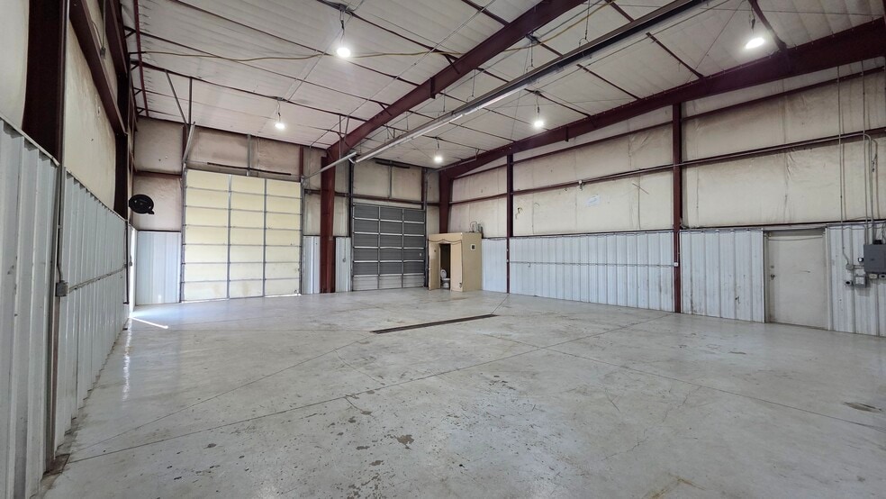 Primary Photo Of 126 S Main St, Longmont Warehouse For Lease