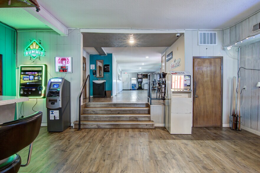 More Photos Of 115 Diamond St N, Ridgeland General Retail For Sale