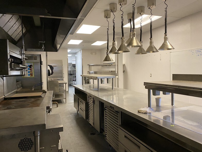 More Photos Of 1165-1195 Merrill St, Menlo Park Storefront For Sale